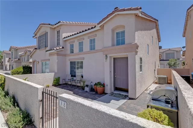 MLS: 2210649 Condo For Sale