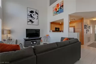 Photo #3: 2210649 Listing 