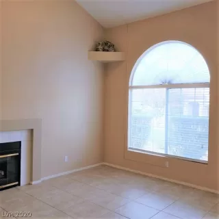 Photo #4: 2210657 Listing 