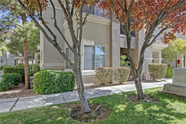 MLS: 2210691 Condo For Sale