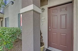 Photo #1: 2210691 Listing