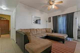 Photo #5: 2210691 Listing