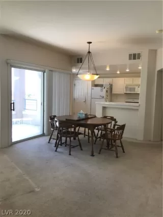 Photo #5: 2210710 Listing 