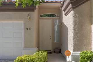 Photo #3: 2210774 Listing