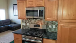 Photo #3: 2211813 Listing