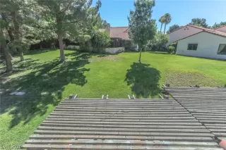 Photo #4: 2211882 Listing