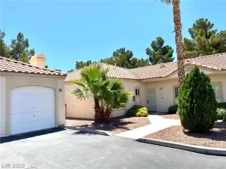 Photo #1: 2211892 Listing