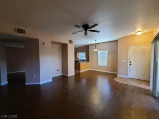 Photo #3: 2211926 Listing 