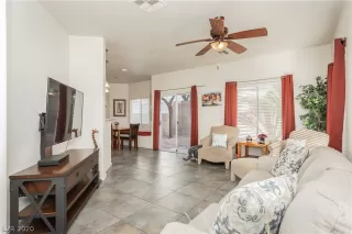 Photo #3: 2211942 Listing