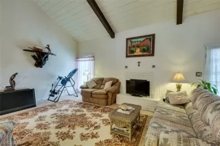 Photo #5: 2211976 Listing 