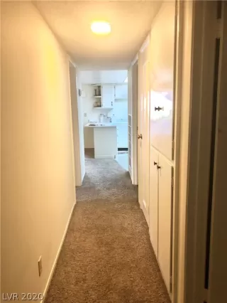 Photo #5: 2211988 Listing