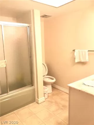 Photo #6: 2211988 Listing