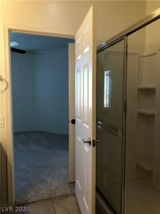 Photo #5: 2212006 Listing 