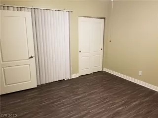 Photo #4: 2212056 Listing