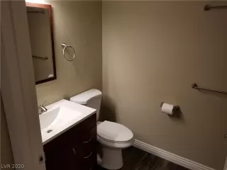 Photo #6: 2212056 Listing