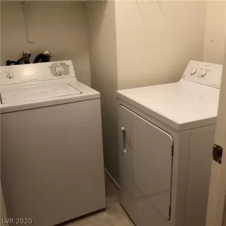 Photo #3: 2212066 Listing 