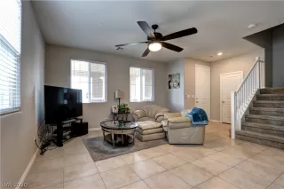 Photo #6: 2212154 Listing 