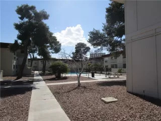 Photo #2: 2212158 Listing 