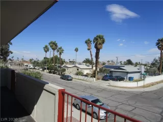 Photo #3: 2212158 Listing 