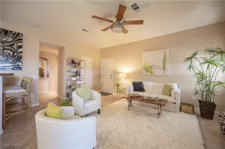 Photo #1: 2212198 Listing