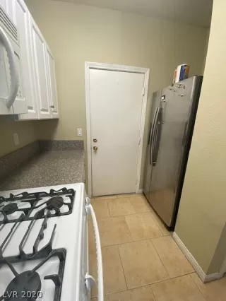 Photo #4: 2212235 Listing 