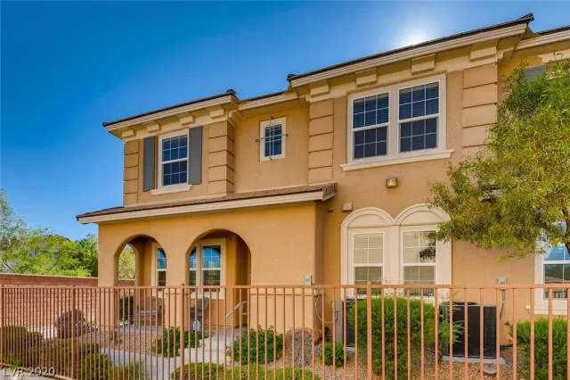 MLS: 2212310 Condo For Sale