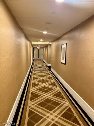 Photo #4: 2212335 Listing