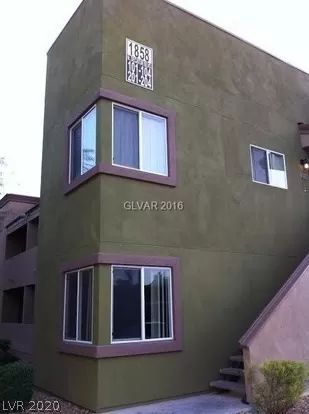 Photo #1: 2212351 Listing