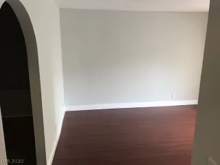 Photo #6: 2212351 Listing