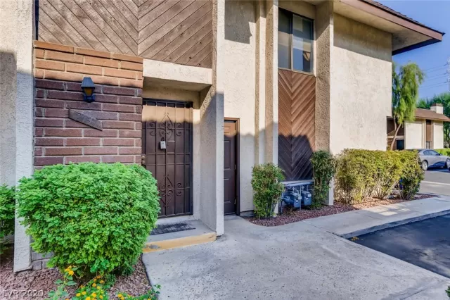 MLS: 2212465 Condo For Sale