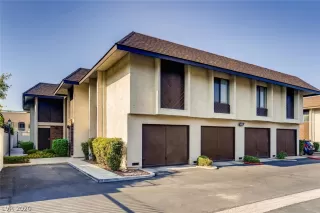 Photo #1: 2212465 Listing 