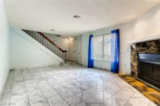 Photo #2: 2212465 Listing 