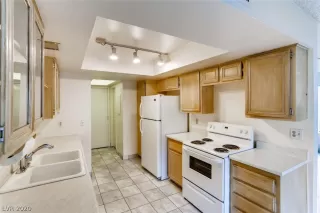 Photo #5: 2212465 Listing 