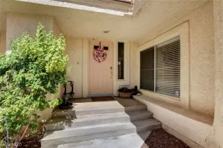 Photo #4: 2212528 Listing 