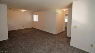 Photo #4: 2212554 Listing 