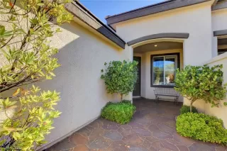 Photo #1: 2212558 Listing 