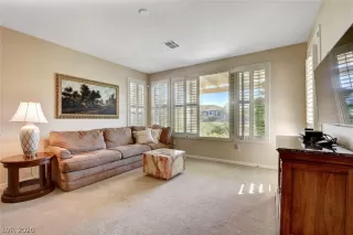 Photo #5: 2212558 Listing 