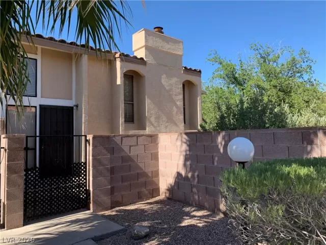 MLS: 2212559 Condo For Sale