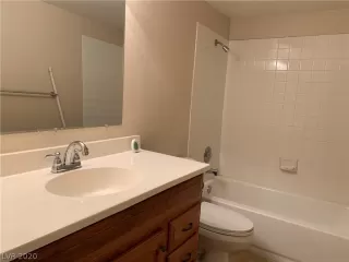 Photo #6: 2212559 Listing 