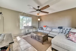 Photo #5: 2212561 Listing 