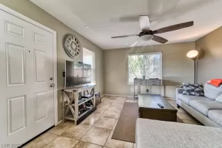 Photo #6: 2212561 Listing 