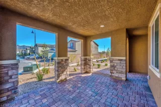 Photo #3: 2212575 Listing 