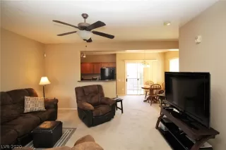 Photo #6: 2212600 Listing