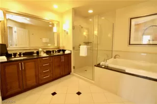 Photo #5: 2212625 Listing 