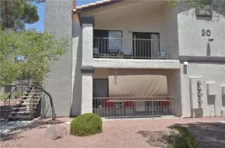 Photo #1: 2212630 Listing