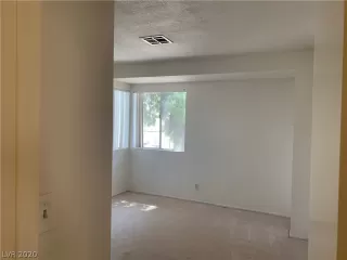 Photo #1: 2212644 Listing 