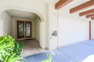 Photo #2: 2212649 Listing