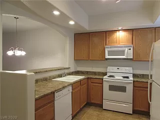 Photo #2: 2212650 Listing 