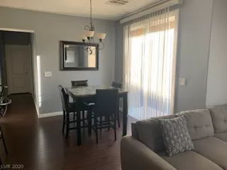 Photo #2: 2212713 Listing