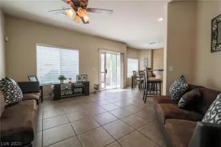 Photo #3: 2212780 Listing 